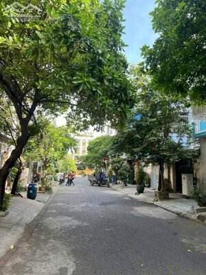 LÔ ĐẤT RẺ NHẤT KHU BÁN - 74M2 - 7T1 - SÁT LÊ VĂN VIỆT