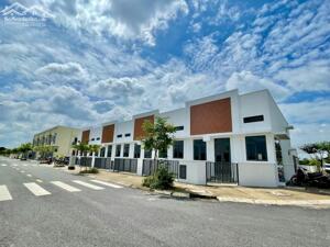 Nhà phố Phước Đông New City Trảng Bàng chỉ 1,2 tỷ sổ sẵn, nhà sẵn TT 360tr nhận nhà, LH 0937251240