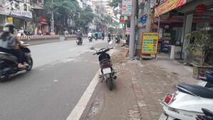 HẠ SỐC Bán Nhà Mặt Phố Quận Tây Hồ 72m2-7T 5m Vỉa Hè 38,5 Tỷ Lạc Long Quân.