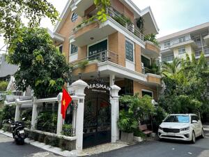 BIỆT THỰ VEN SÔNG. Làng Báo Chí phường Thảo Điền. Khu vực VIP đáng sống. 10x11m. Giá 25 tỷ