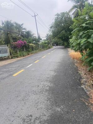 Nền mặt tiền giá rẻ đường Võ Văn Khánh, gần Ủy Ban Phường Bến Tre, Vĩnh Long ( xã Bình Phú - Thành Phố - Bến Tre cũ )