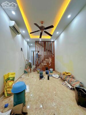 Bán nhà Vương Thừa Vũ ngõ ba gác nông gần phố nhà đẹp 2 thoáng trước sau 51m giá 9.5 tỷ .