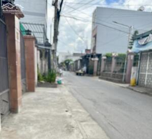 Bán lô đất Nguyễn Ái Quốc, Tân Phong, Biên Hòa: 5,9 (NH: 8,4m) x 28,5m, giá 6,35 tỷ.