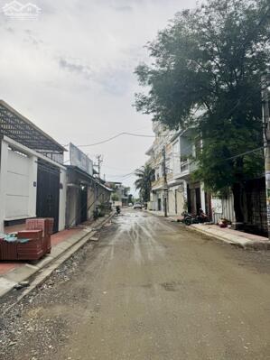 Đất Cái Tắt, đường thông, ô tô tránh nhau thoải mái ngay gần ngã 5 Cơ Điện