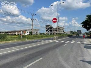 Nhà kho mặt tiền đường ấp 10 , xã Lương Hòa, Bến lức ,Long An dt 545m2 giá 4,5 tỷ