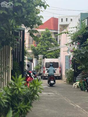 đất đẹp hẻm xe hơi 496 Lã Xuân Oai, long trường, 56m², 3.4tỷ.