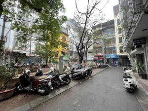 Ngõ 26 Nguyên Hồng - 7 tầng - Phân lô bàn cờ - Kinh doanh đỉnh - chỉ 32 tỷ có TL.