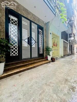 PHÂN LÔ GIẢI PHÓNG CỰC VIP - 50M2 X 5T THANG MÁY - GẦN HỒ - NGÕ Ô TÔ - GẦN PHỐ - Ở SƯỚNG