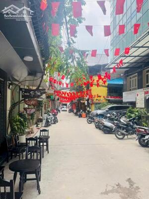 Bán nhà phố Kim Mã chỉ 6.5 tỷ 25m2 xây 4 tầng ô tô vào kinh doanh hiếm Ba Đình