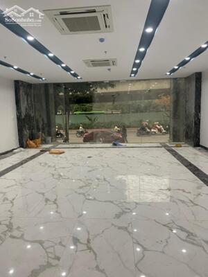 Bán nhà mới hiện đại thông sàn thang máy mặt phố Nguyễn Hoàng, Q Nam Từ Liêm. DT 79m x 6t, mt 5m.