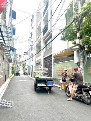 Phú Nhuận, 3 Tầng,53m2 Dtsd, nhà đẹp ở ngay, khu dân trí Huỳnh Văn Bánh_Lê Văn Sỹ, 5.4 Tỷ