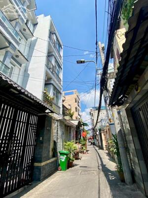 Bán nhà mặt tiền hẻm Âu Dương Lân 8x20 chỉ 9 tỷ 9