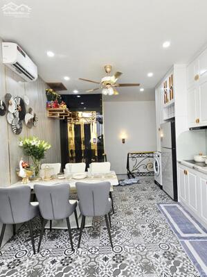 Bán nhà Ngọc Hà 69m2 nhà đẹp mặt tiền rộng 6 tầng thang máy 14 tỷ