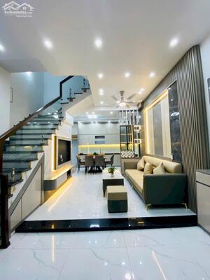 Bán nhà góc 3 tầng ngõ phố Khúc Thừa Dụ, ph Lê Thanh Nghị TP HP mới, 45m2, 3 ngủ, 3 vs