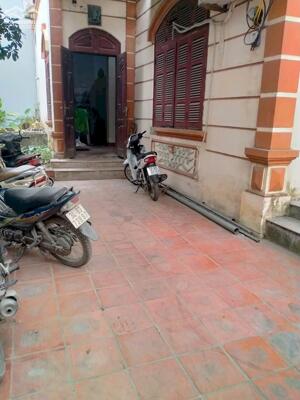 Bán nhà mặt đường lô góc Đại Từ - Hoàng MAi