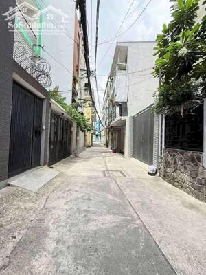 Nhà HXH Đường Đất Thánh Phường 6 Quận Tân Bình .