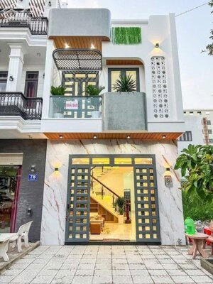 NHÀ PHỐ MẶT TIỀN GẦN BỆNH VIỆN – THIẾT KẾ THÔNG MINH – GIÁ 2 TỶ 3