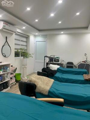 Bán nhà 2,5 tầng tại Hồ Xuân Hương, TDP Gạch, Tích Sơn, Vĩnh Yên, giá : 4.5 tỷ