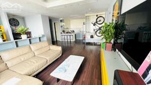 Cho thuê căn hộ chung cư Star Tower 283 Khương Trung, Thanh Xuân 90m2 3PN full đồ 14,5tr