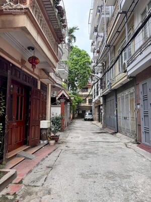 Bán nhà Trần Cung, 30m2*5T, khu phân lô ô tô đỗ cửa, gần phố, 3 ngủ, nhà khung cột, 7.6 tỷ