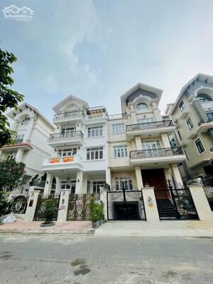 Chính Chủ Bán Nhà Mới 100% P.4 Tp Tân An Ngay Trung Tâm, 2tỷ8, Sổ Sẳn, 80m2