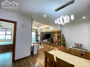 Bán căn hộ chung cư Ngoại Giao Đoàn – DT 102m2 ( 3PN) – giá chỉ 8,x tỷ.