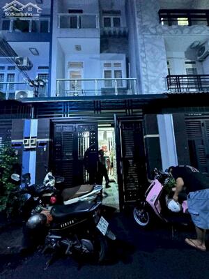 Bán nhà gần chợ Cầu- Quận 12 – DT 51m2 – 3 tầng – chỉ 4,2 tỷ 0935767286