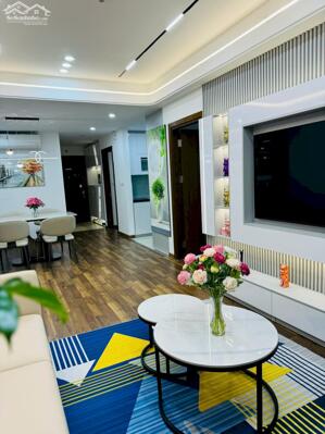 Chủ nhà chuyển công tác cần bán gấp căn 2 ngủ Goldmark City
