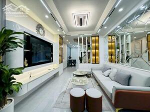 Tìm nhà Trung Văn? Đừng bỏ qua căn nhà lô góc 38m2, 4 tầng, nội thất cao cấp, đi bộ 15m ra mặt phố, 7.2 tỷ