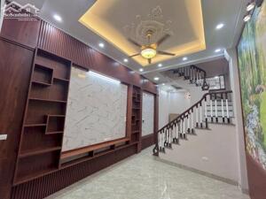 BÁN NHÀ PHỐ KHƯƠNG TRUNG – THANH XUÂN, GẦN ĐƯỜNG Ô TÔ THÔNG, 4 TẦNG NỘI THẤT ĐẸP.