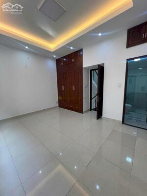 Bán nhà mặt tiền liền kề Song Hành, An Khánh Q2, 4 tầng, 100m², sổ hồng giá 24,5 tỷ tl