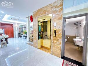 Nhà phân lô Yên Lạc, nội thất xịn, 158m2 x 6T thang máy, MT 7m, giá 50 tỷ, 0985868893