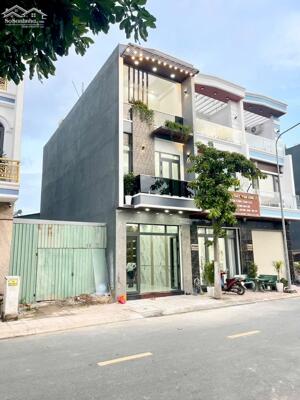 NHÀ PHỐ MỚI ĐẸP MÊ LY - Phường An Phú Tp Hồ Chí Minh