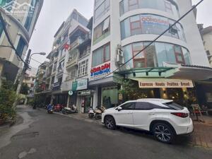 Siêu phẩm mặt phố Phùng Chí Kiên, Căn góc 3 thoáng, 8 tầng hầm, vỉa hè ô tô tránh, Vị trí siêu đẹp, KDoanh