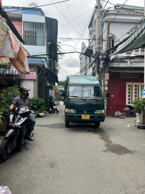  Cần tiền bán gấp nhà lô góc, Hẻm xe hơi, PHAN VĂN HỚN, Q.12, DT 43m2, nhỉnh 5 tỷ.