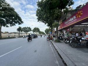 SIÊU PHẨM MẶT PHỐ 176M2- SIÊU HIẾM - NHÀ DÂN XÂY - VỈA HÈ - KINH DOANH VĂN PHÒNG - NHÀ HÀNG