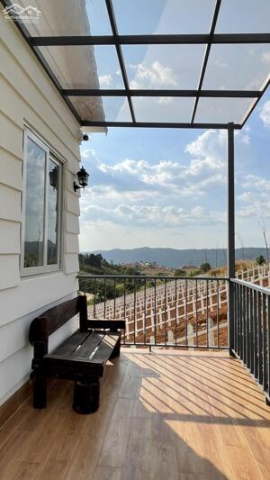 CẦN LỖ LÔ ĐẤT 185M2 ĐẤT VIEW SUỐI NGAY HỒ NGỌC TP BẢO LỘC