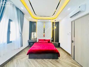 Bán nhà hẻm xe hơi 572 đường Nguyễn Trãi phường 8 quận 5, DT: 4.2x17m, 3 lầu ST, giá 15.5 tỷ