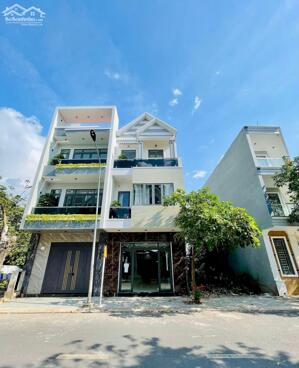 BÁN NHÀ 2 Lầu 5x21m Tặng Nội Thất - An Phú Tp Hồ Chí Minh