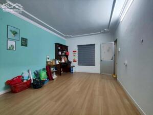 CHO THUÊ CĂN HỘ TẬP THỂ THÀNH CÔNG, BA ĐÌNH, NHÀ ĐẸP Ở LUÔN, 2 MẶT THOÁNG