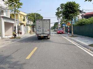 Bán Gấp 229m2 Đất Cự Khối | Đường 14m xe container, kết nối cầu Thanh Trì, có sẵn xưởng mới