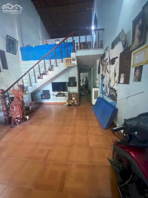 Bán đất đường XUÂN THIỀU 14 tặng nhà C4 vị trí gần biển, DT 100m2 giá 4ty150 LH 0942992361