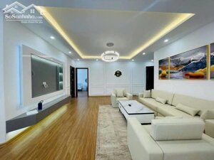 Bán nhanh căn hộ chung cư N01T8 Ngoại Giao Đoàn – DT 136m2 ( 4 ngủ lớn)