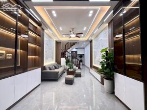 Nhà Đẹp Gần Đường Ô TÔ Kim Ngưu, Hai Bà Trưng 39m, 4 tầng, mt 4m, giá 9.6 tỷ.