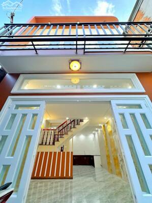 Nhà trệt lầu mới đẹp gần trường đại học Cần Thơ