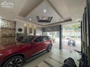 Cho thuê nhà 5 tầng mặt phố Hoàng Như Tiếp, Long Biên. Giá: 35tr. LH: 0937158386