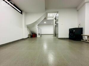 Bán tòa CCMN gần Trần Phú, Hà Đông, gần nhiều trường Đại học, 10PKK, ô tô tránh 10m