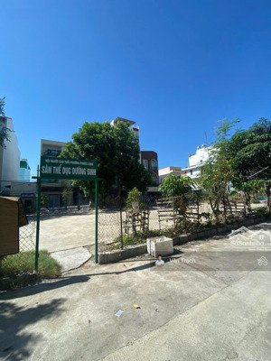 nhà đẹp view công viên hướng đông nam sổ hồng hoàn công đầy đủ 133m2 giá chỉ 7.5 tỷ