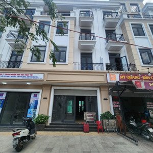 chính chủ bán shophouse 2 mặt tiền