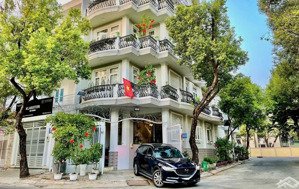 bán nhà mặt tiền ngang 5m - ra lý phục man quận 7 chỉ 11,5tỷ tl giữa huỳnh tấn phát nguyễn văn linh